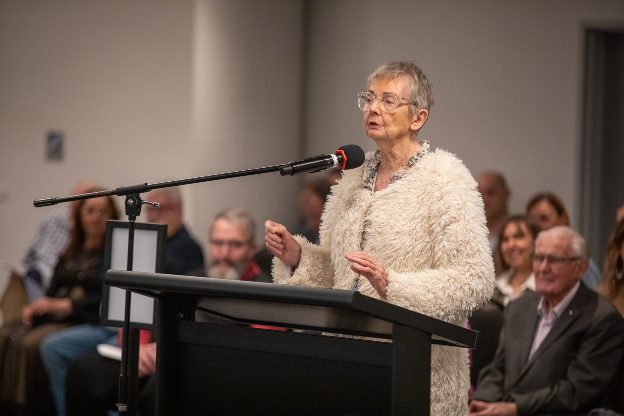26288_Freeman of the City Mercia Buck recounts at Monday's meeting her experience as a Councillor