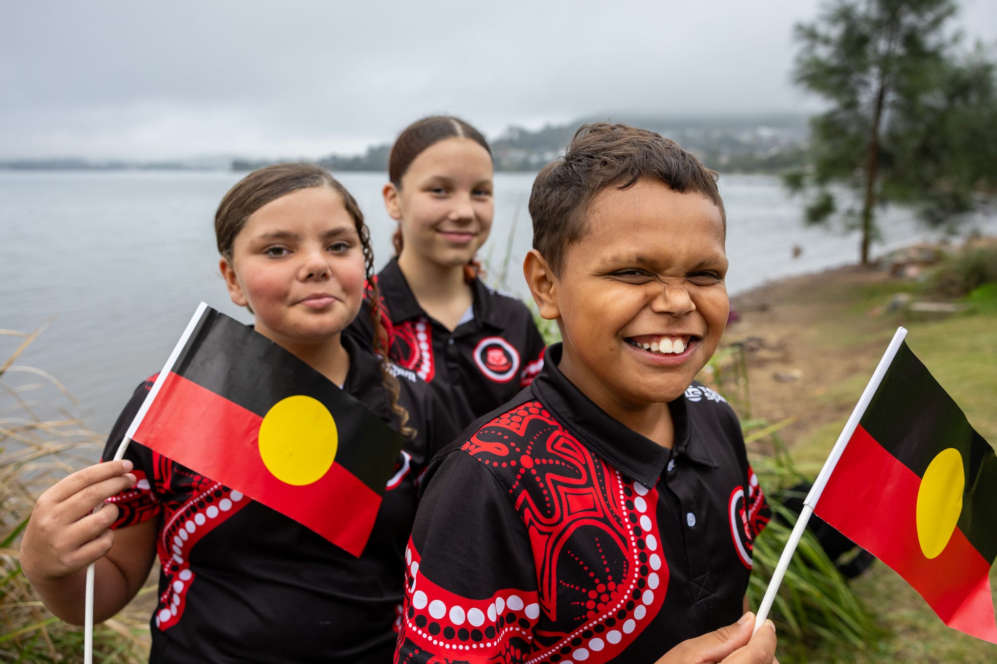 26359_Edgeworth Public School Year 6 students Jazarah McGrady, Taylah McManus and Jason Lake at the march
