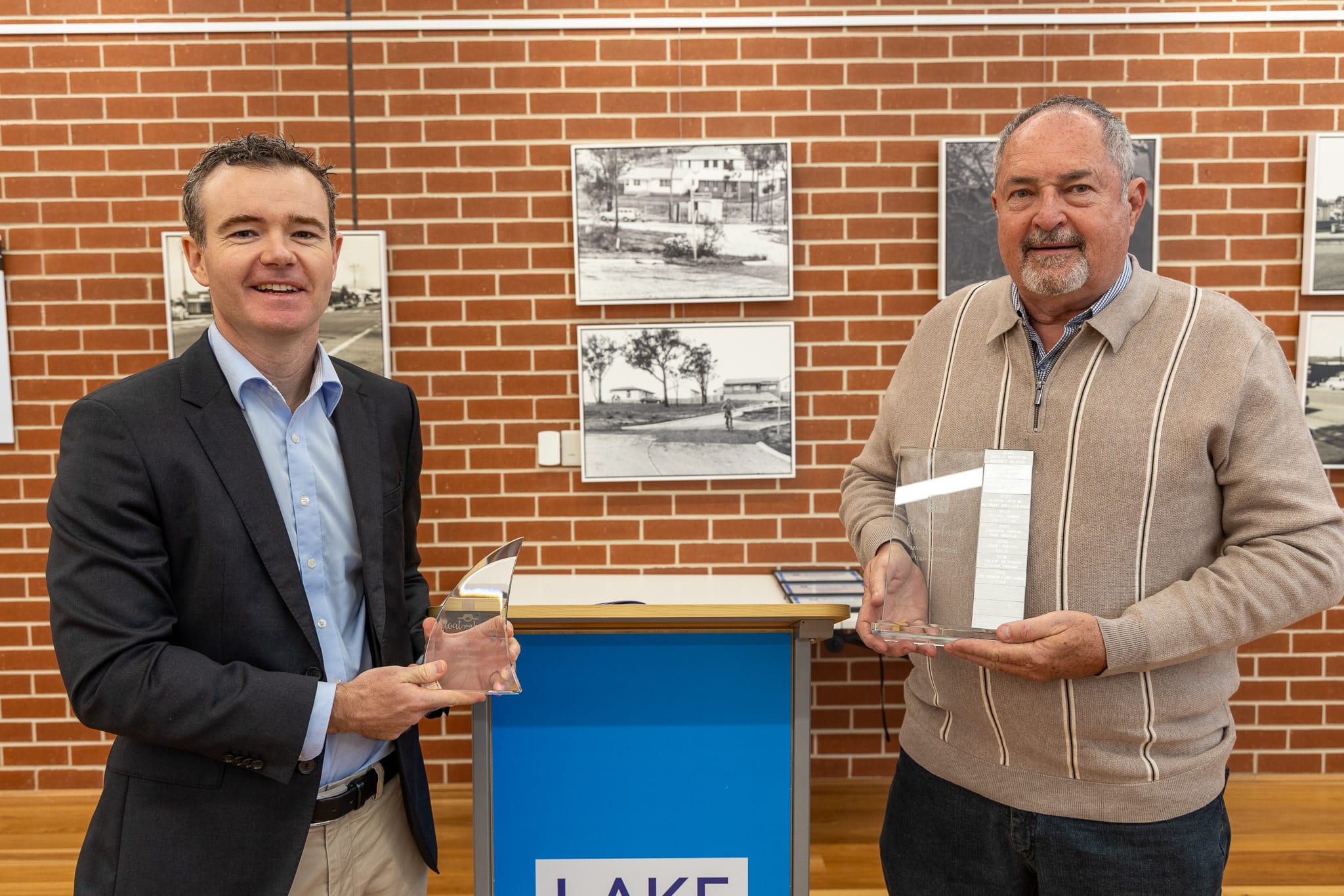 28182_Mayor Adam Shultz with Mayor's Choice 10m plus winner Barry Neaton
