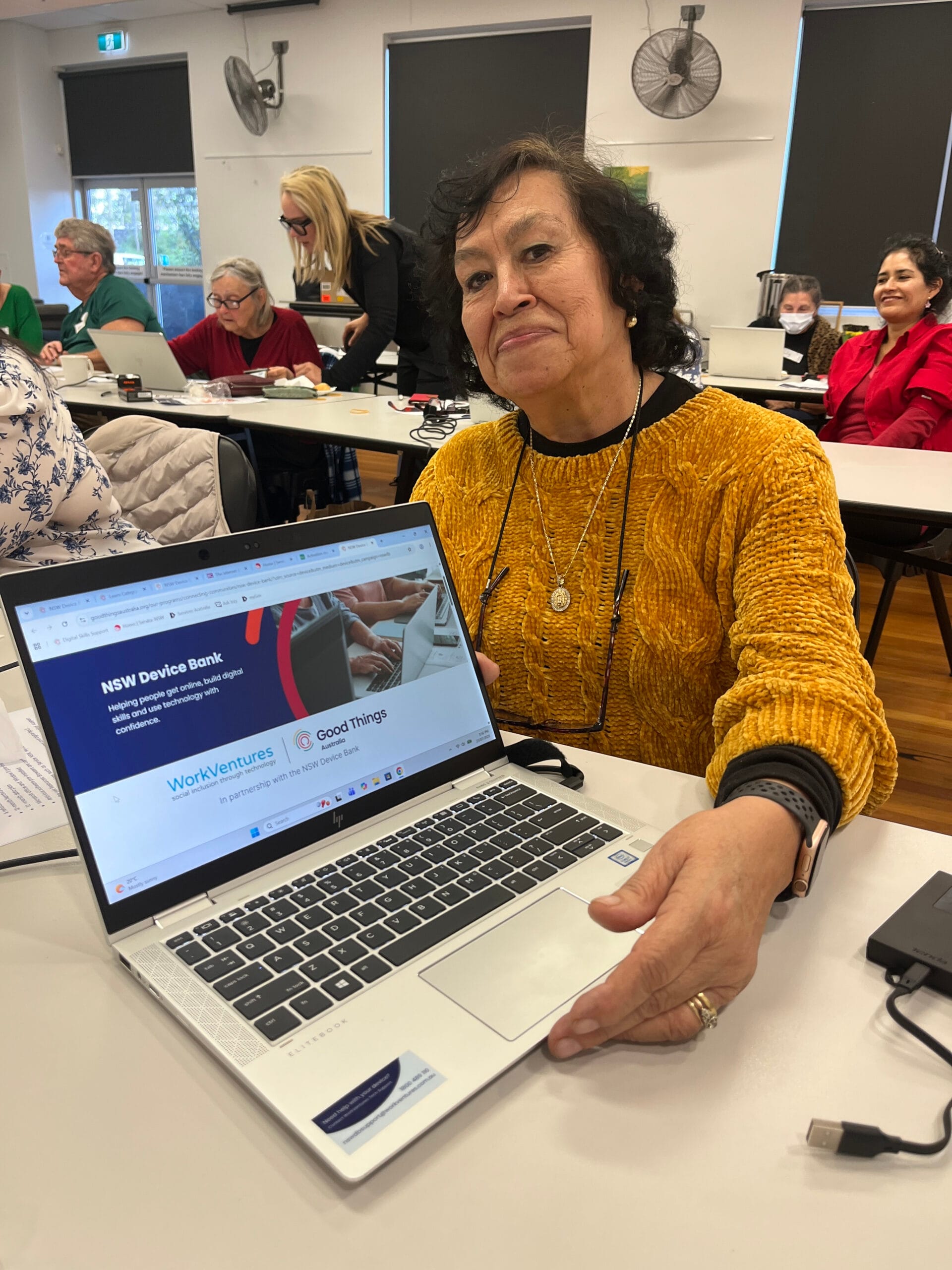 first-laptop-ever-almost-80-years-old-rt