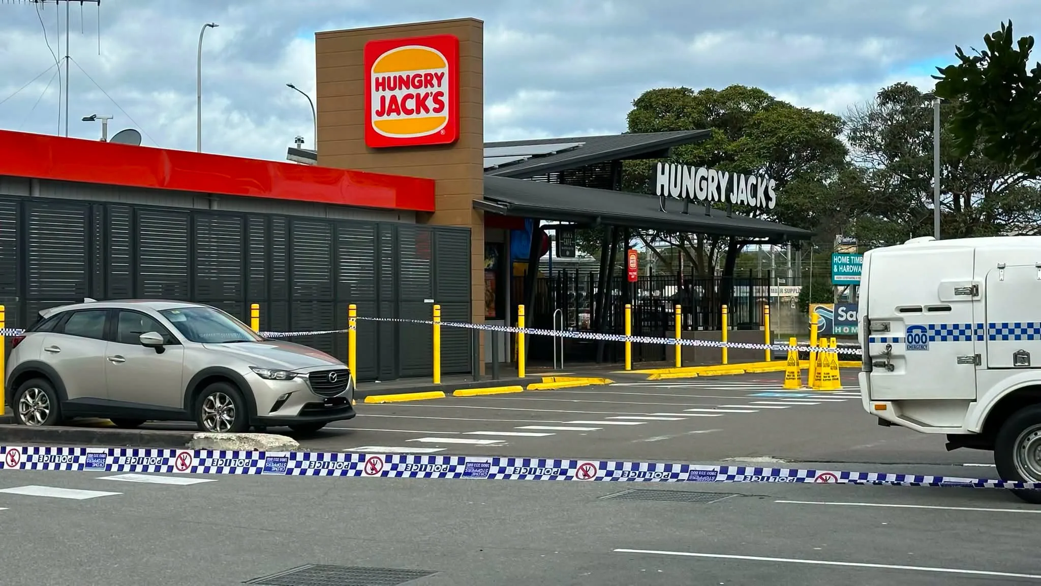 hungry-jacks-broadmeadow-3