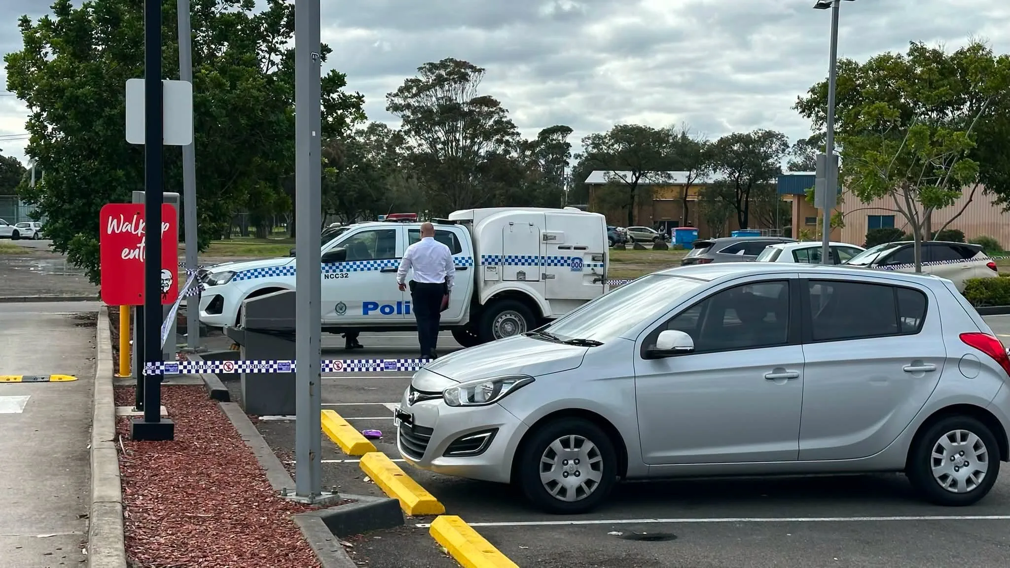 hungry-jacks-broadmeadow-assault-2