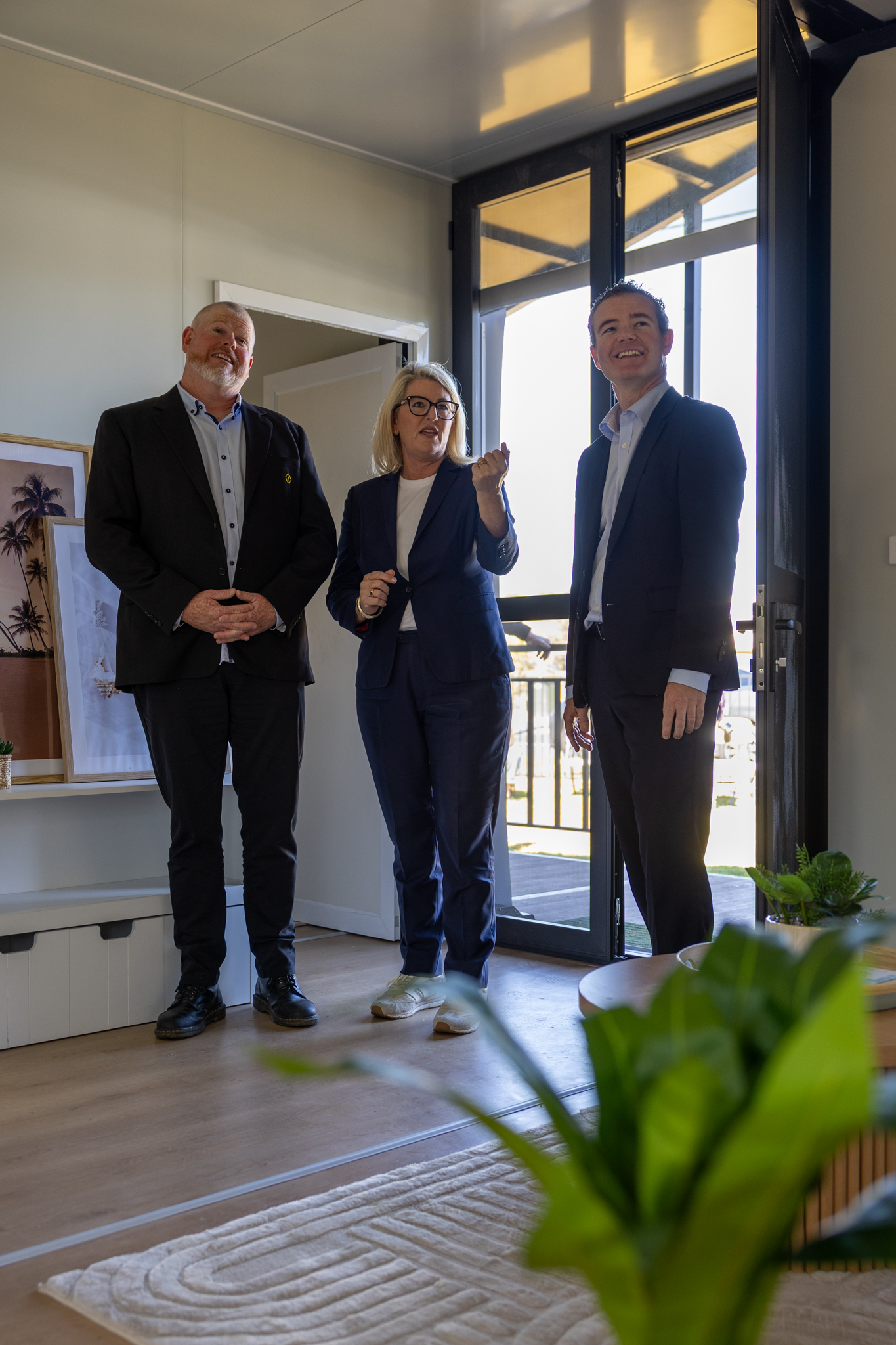 30638_Simon Walsh, Yasmin Catley and Adam Shultz inspect the new tiny home