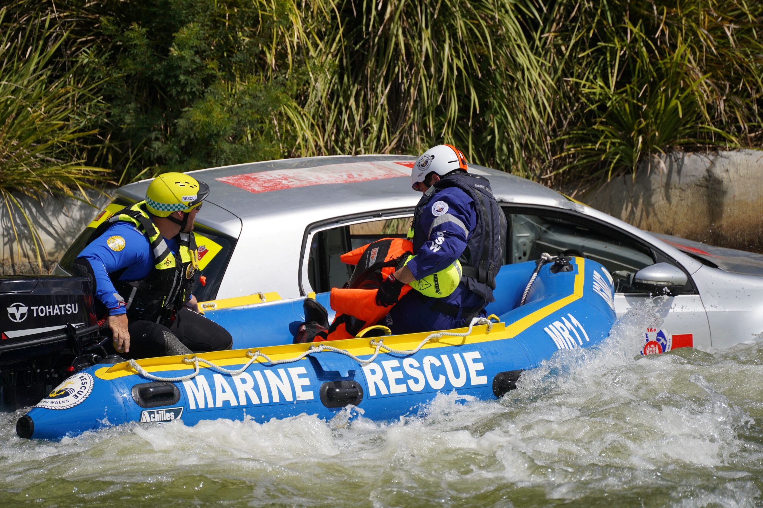 30691_Marine Rescue Shoalhaven's Mark Schwegler retrieves a target during the 2025 challenge - credit ARO