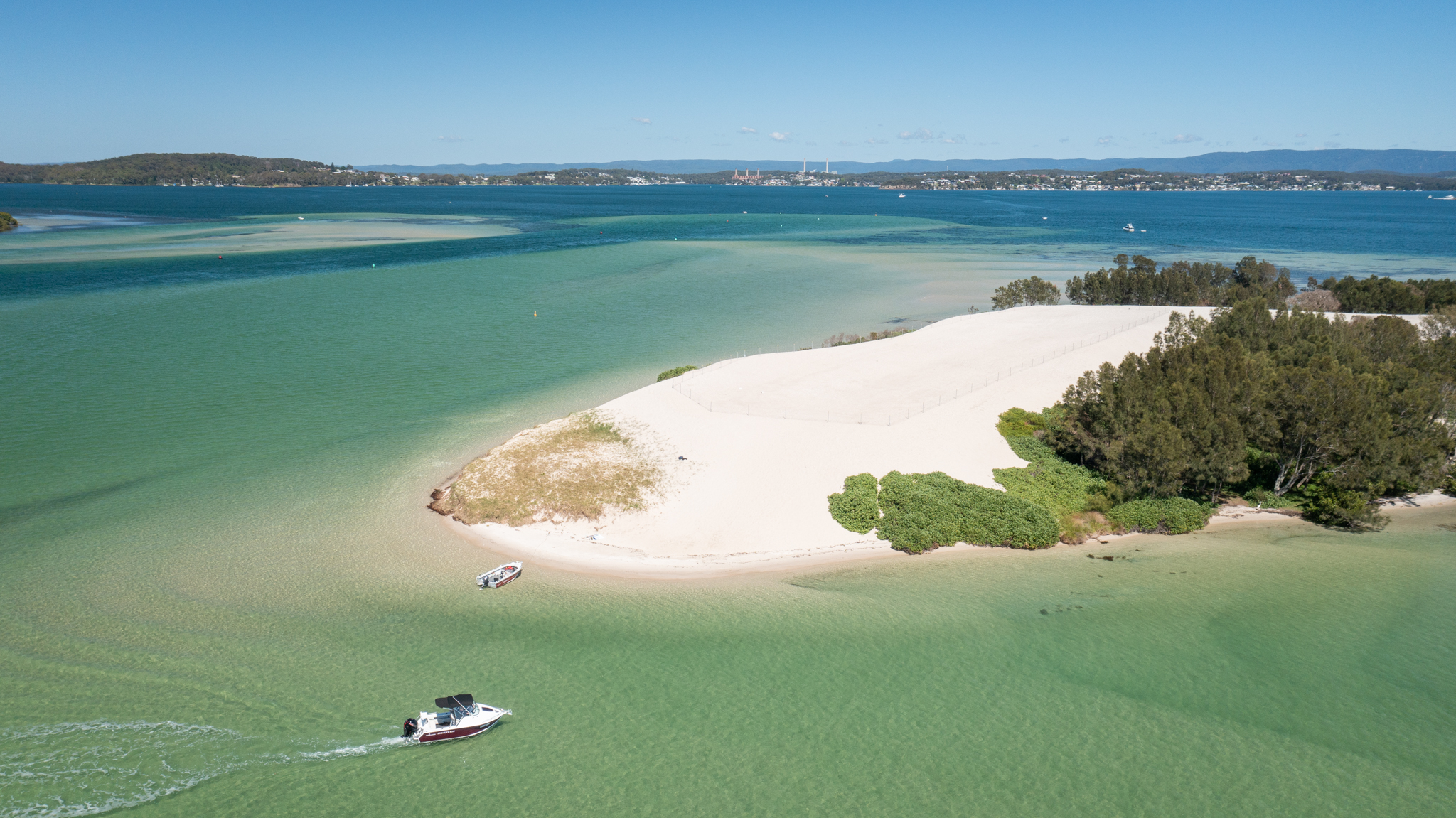 31970_Water quality survey results show Lake Macquarie remains a healthy estuary
