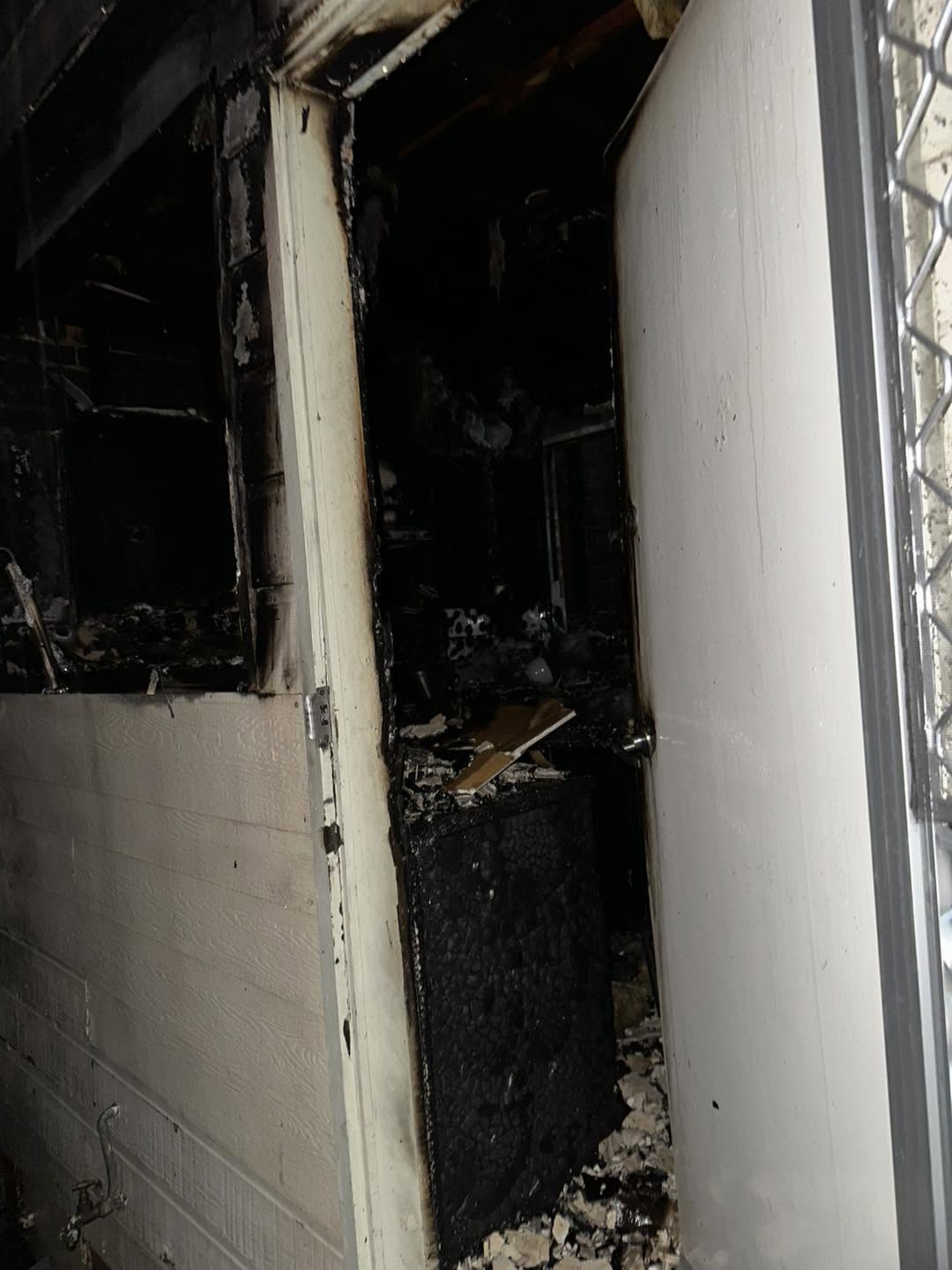 mayfield-townhouse-fire-4