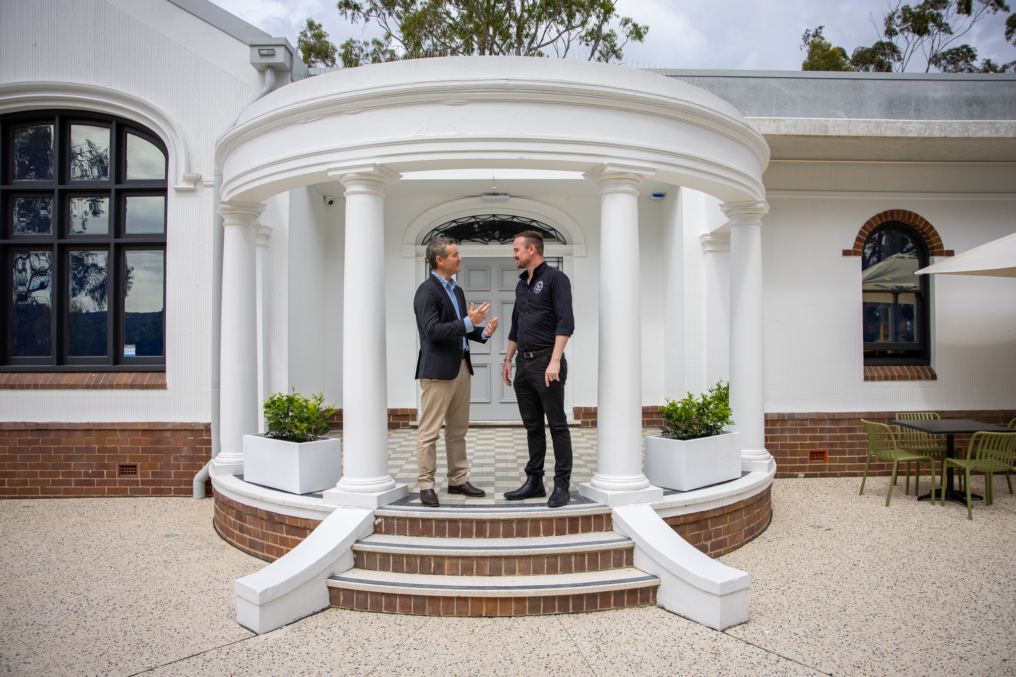 32713_The building's iconic portico was preserved in the rebuild